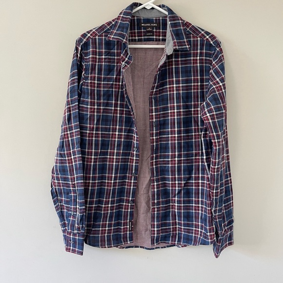 BUTTON DOWN SHIRT!! - Picture 2 of 9